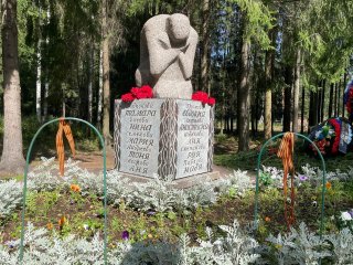 Во Всеволожском районе почтили память девушек-лесорубов, погибших в годы Великой Отечественной войны