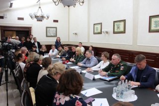 Надежная опора: Фонд «Ленинградский рубеж» поддержит волонтеров