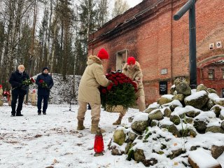 В Ковалевском лесу вспомнили жертв политических репрессий.